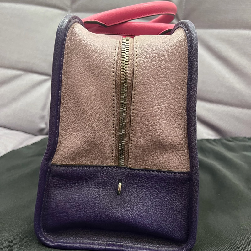 Loewe 352.35AA22西班牙奢華皮 革 Amazona 大型山羊皮 拼接 Ama zona包 紫羅蘭-4