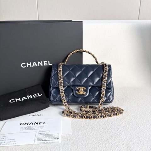 Chanel cf大mini肩背斜背包 芯片款 深藍 金扣 油蠟皮20*13*6 99新配件塵袋購證
