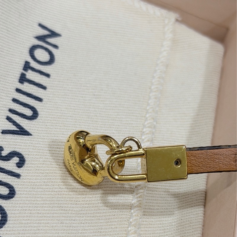 🌟LV愛心鎖頭手環Crazy In Lock Charm Bracelet-3