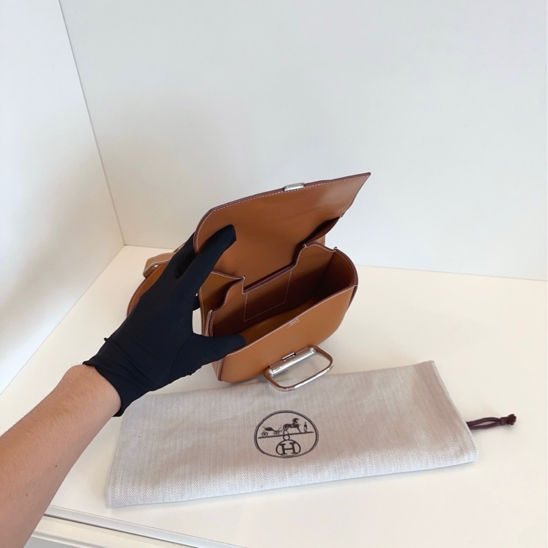 Hermes愛馬仕 金棕mini Della屁桃屁股包-6