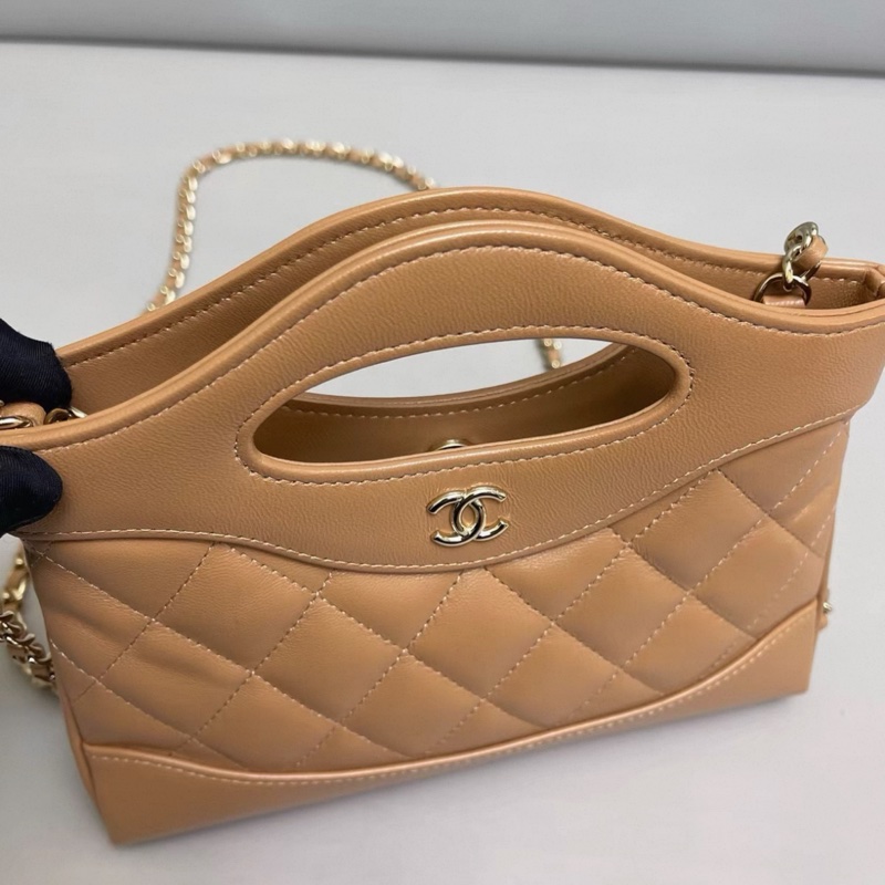 Chanel香奈兒 31bag nano奶茶色包-5