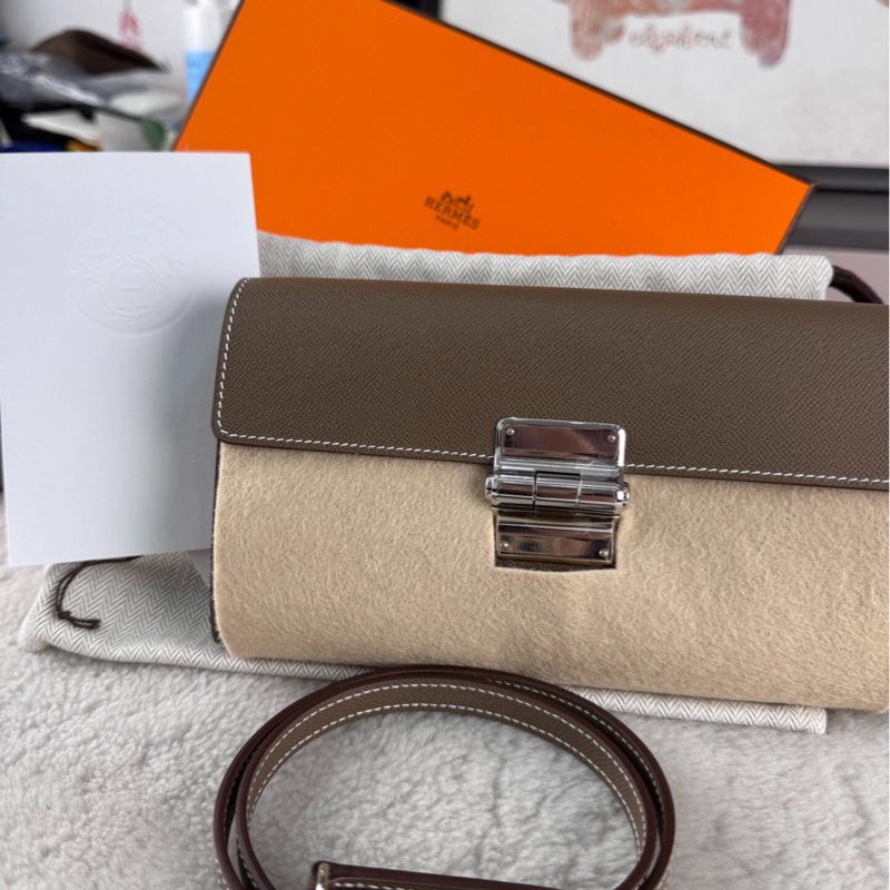 【大全套有購證❗️超新款✨全網最低價】Hermes新款 Charniere To Go 大象灰 銀扣 手拿｜肩背包 k刻-2