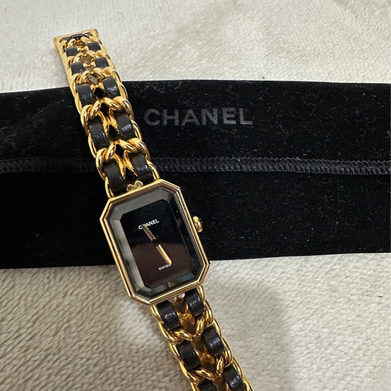 Chanel 黑金首映錶M號-1