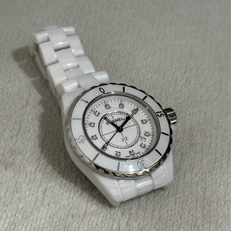 Chanel 白色J12 12點鑽 33mm-1