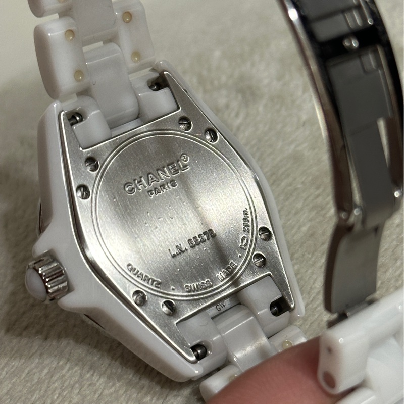 Chanel 白色J12 12點鑽 33mm-11