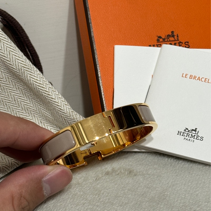 Hermes Clic H 手環金色配奶茶色-2