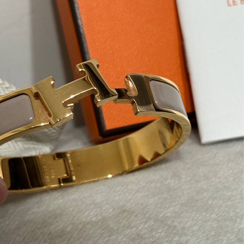 Hermes Clic H 手環金色配奶茶色-10