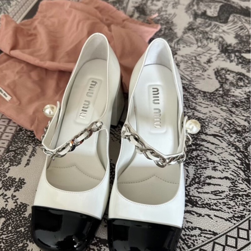 Miu Miu張元英同款瑪莉珍 37碼 有購證-1