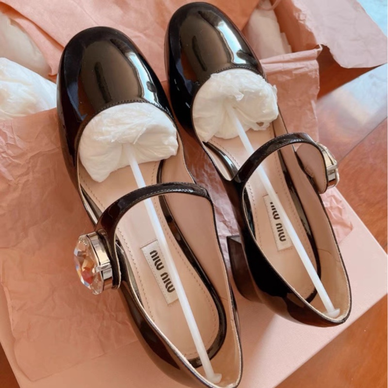 Miu Miu鑽石瑪莉珍 36碼數-1