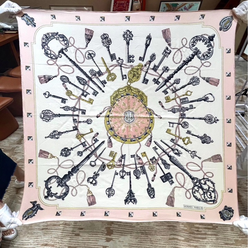 Hermes 鑰匙絲巾 淡粉色 家弒服務 電影同款絲巾-2
