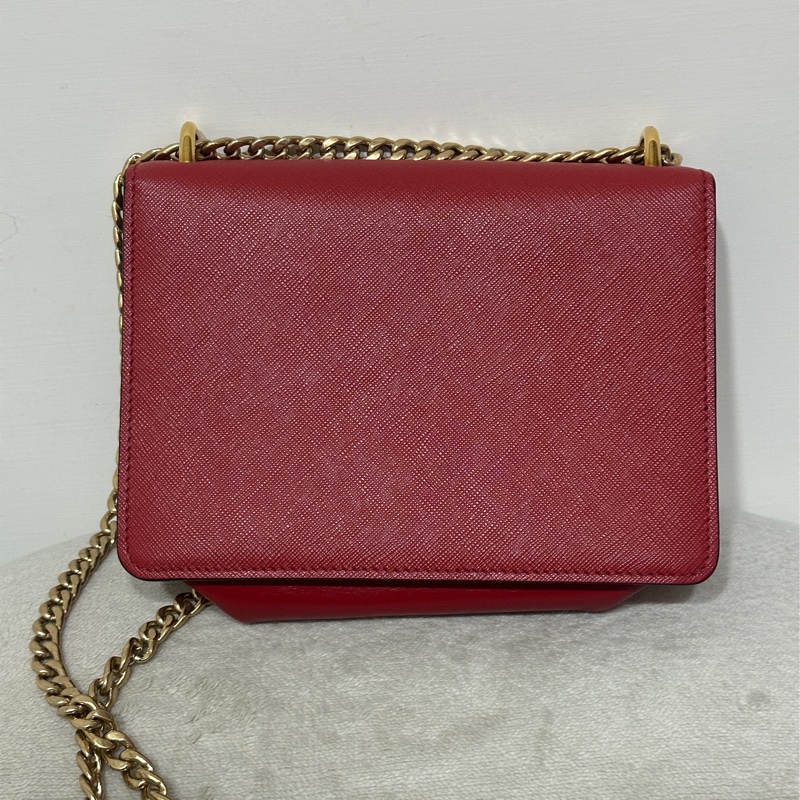 Prada Saffiano 紅色皮革斜背包-2