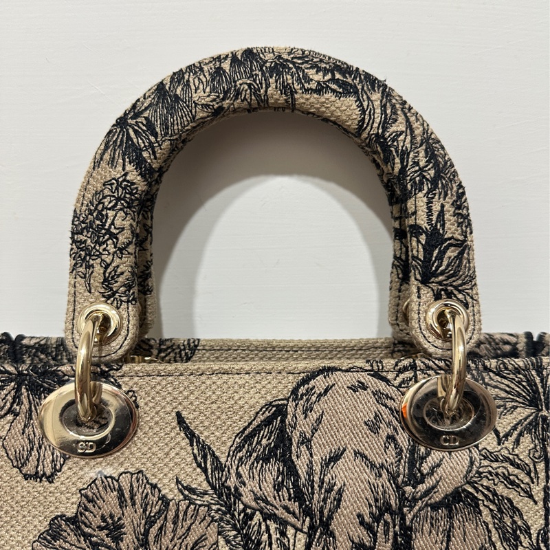 Dior Lady 刺繡戴妃包大象杏-7