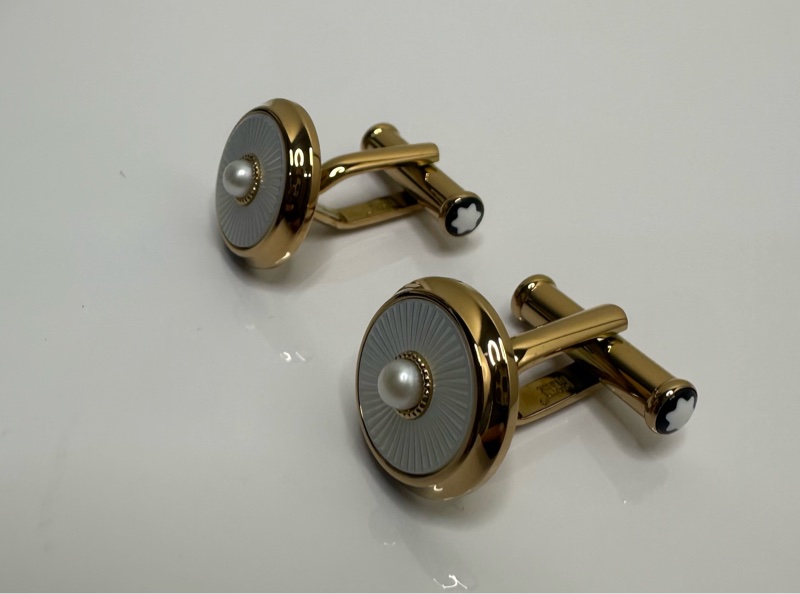 全新萬寶龍鈕扣-3