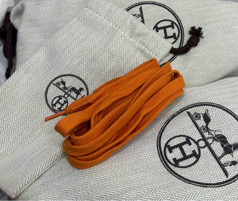 二手正品經典橘色馬仕鞋-4