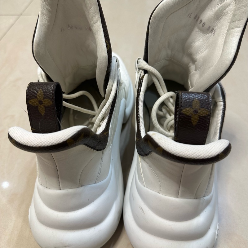 二手正品LV運動鞋-5