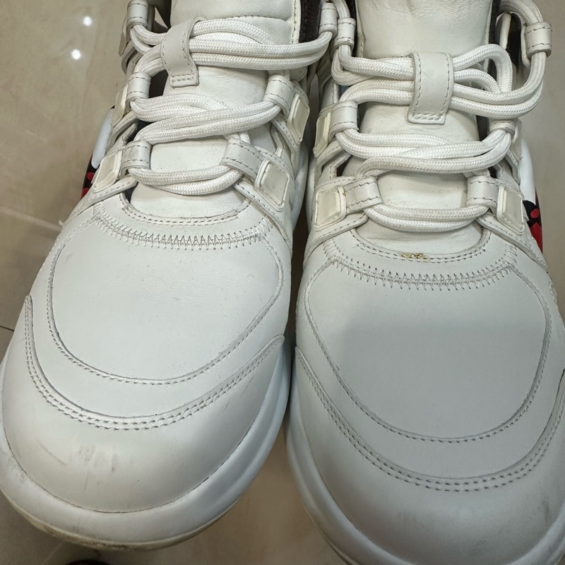 二手正品LV運動鞋-7