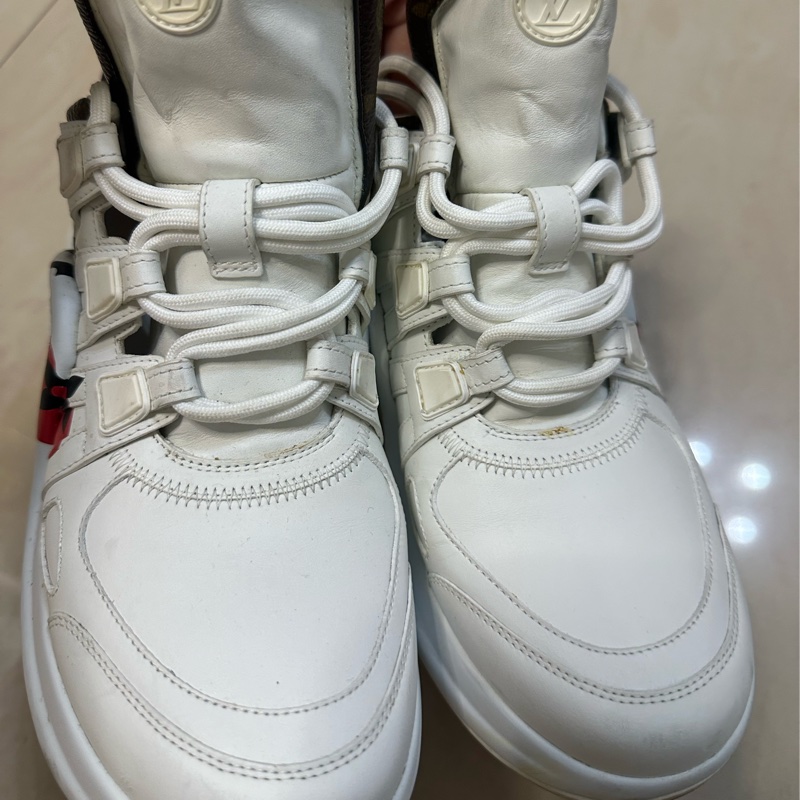 二手正品LV運動鞋-8