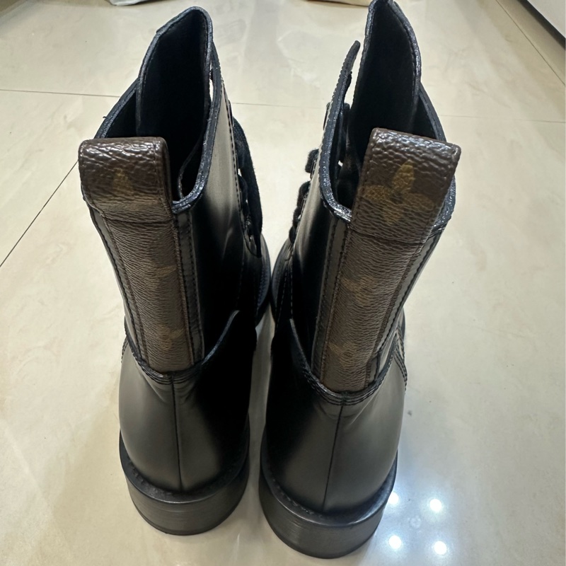 二手正品LV運動鞋軍靴-2