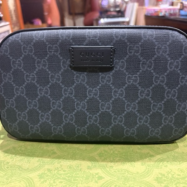 Gucci斜背包-0