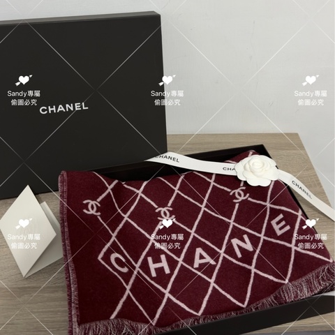 附盒子❤️Chanel 26p 爆款經典菱格圍巾🧣 全新全配 酒紅色