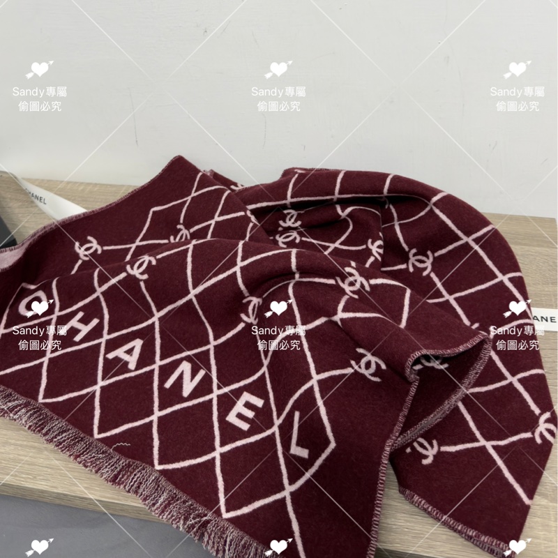 附盒子❤️Chanel 26p 爆款經典菱格圍巾🧣 全新全配 酒紅色-7