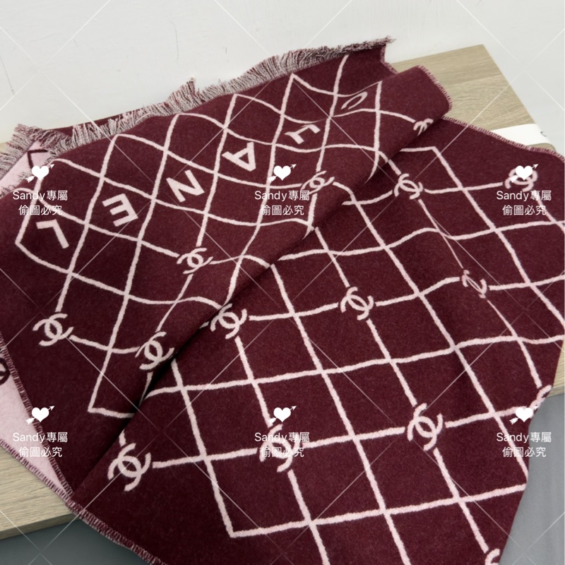 附盒子❤️Chanel 26p 爆款經典菱格圍巾🧣 全新全配 酒紅色-11