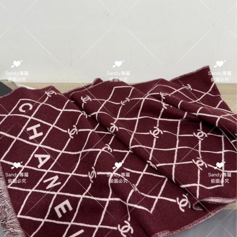 附盒子❤️Chanel 26p 爆款經典菱格圍巾🧣 全新全配 酒紅色-12