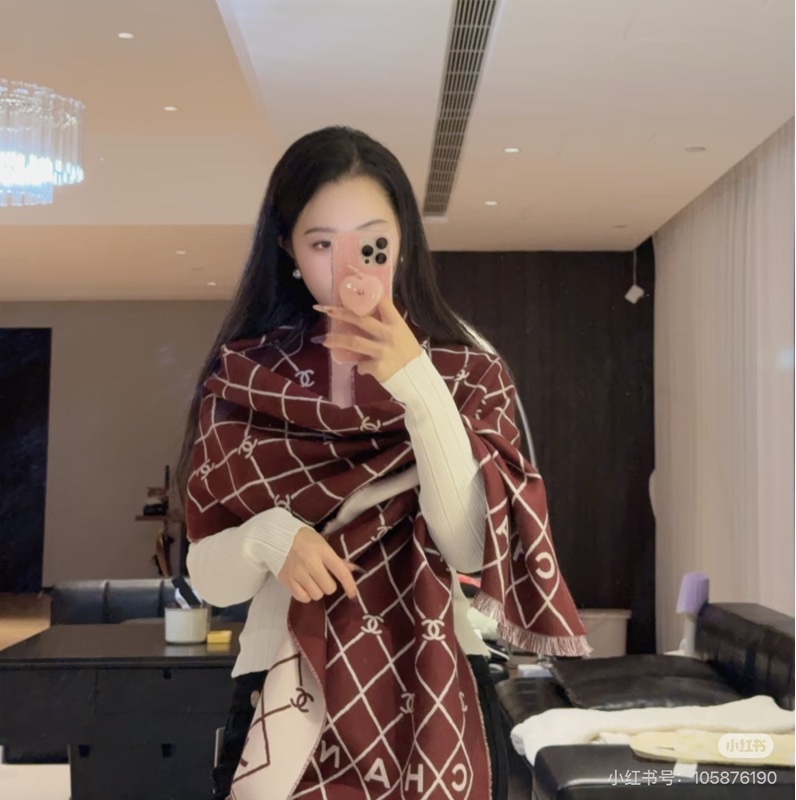 附盒子❤️Chanel 26p 爆款經典菱格圍巾🧣 全新全配 酒紅色-17