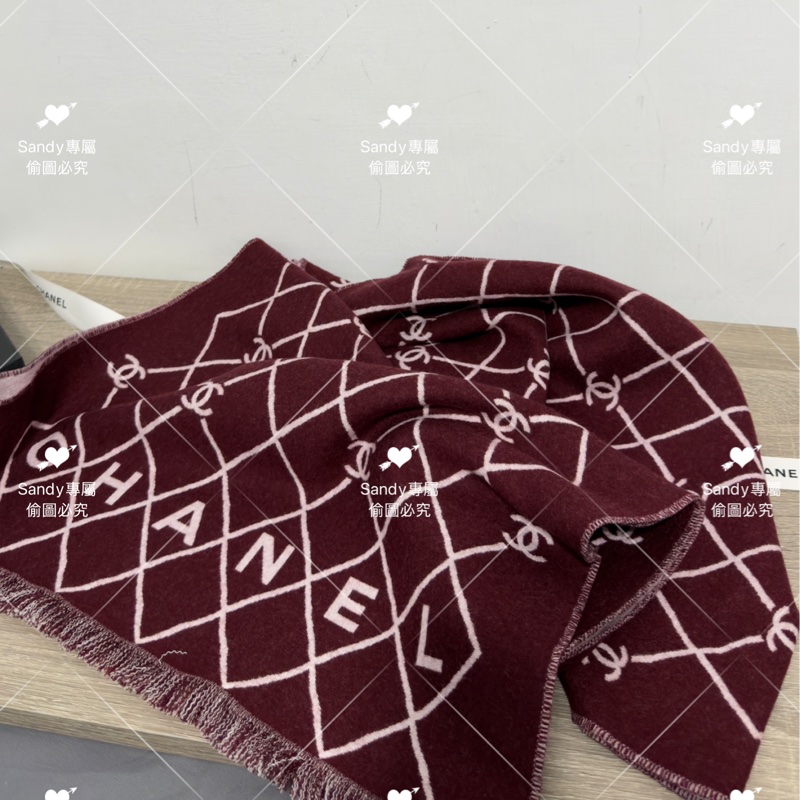 附盒子❤️Chanel 26p 爆款經典菱格圍巾🧣 全新全配 酒紅色-27