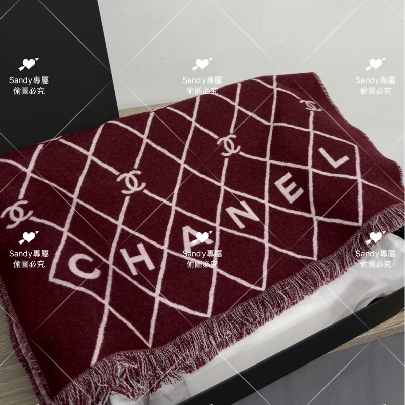 附盒子❤️Chanel 26p 爆款經典菱格圍巾🧣 全新全配 酒紅色-29