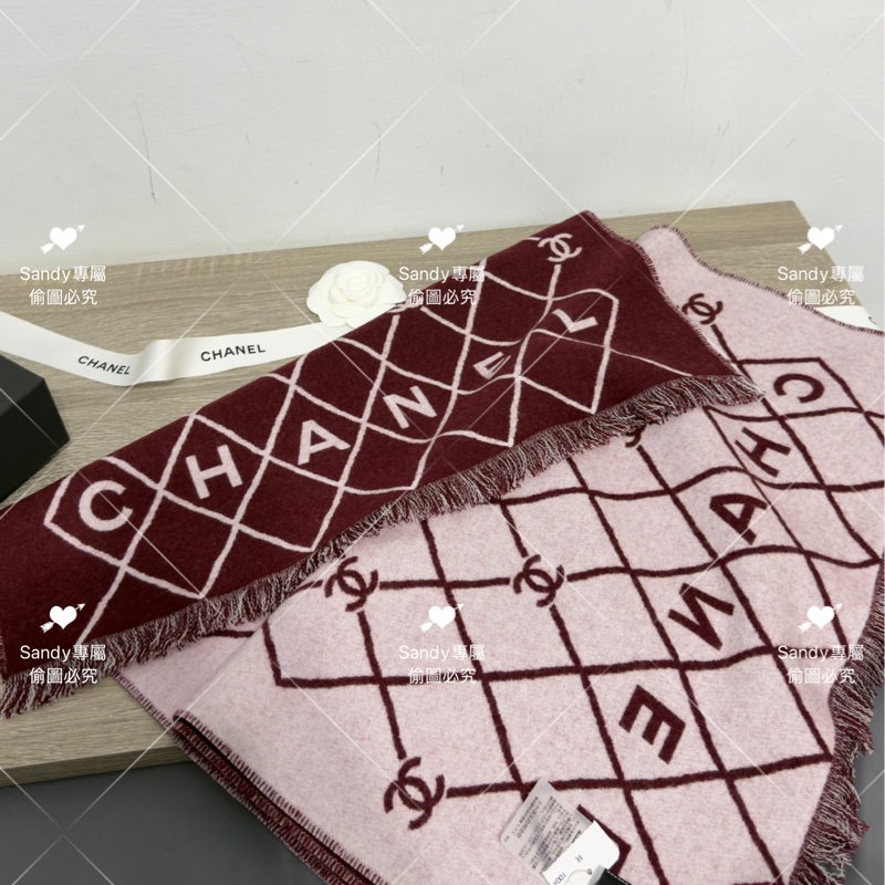 附盒子❤️Chanel 26p 爆款經典菱格圍巾🧣 全新全配 酒紅色-31