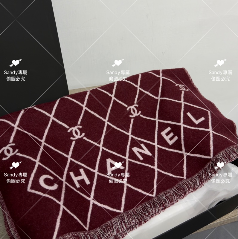 附盒子❤️Chanel 26p 爆款經典菱格圍巾🧣 全新全配 酒紅色-33