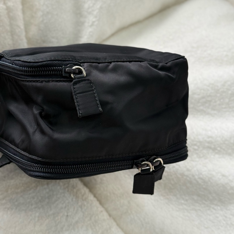 Prada多功能黑色保齡球包-3