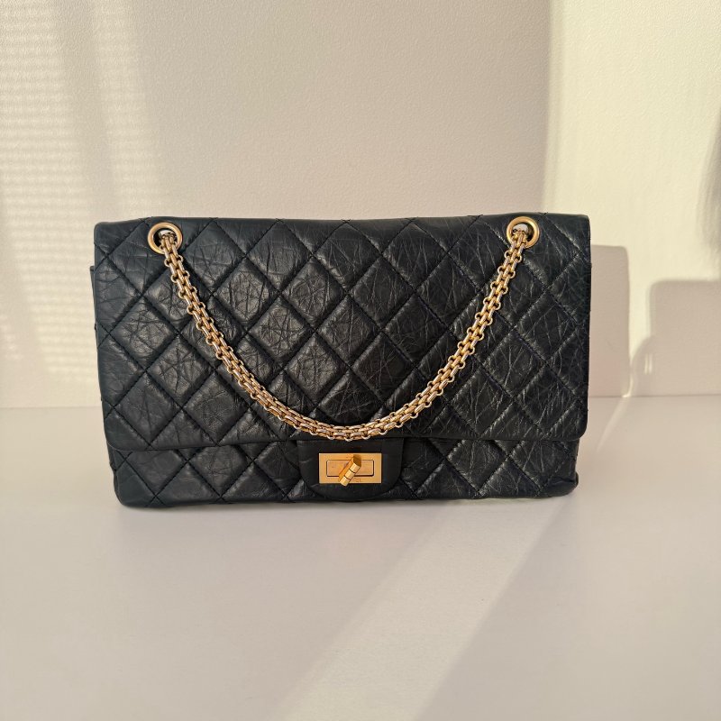 香奈兒 / Chanel 2.55 肩背包 大號 黑金牛皮 尺寸: 20×31.5×10 cm 年份:2010 年 13 開-0