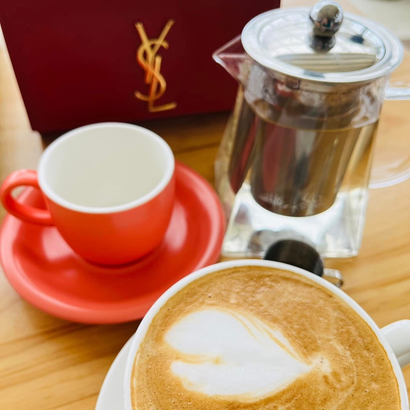 YSL 荔面牛皮掀蓋/紅金 兩用包-1