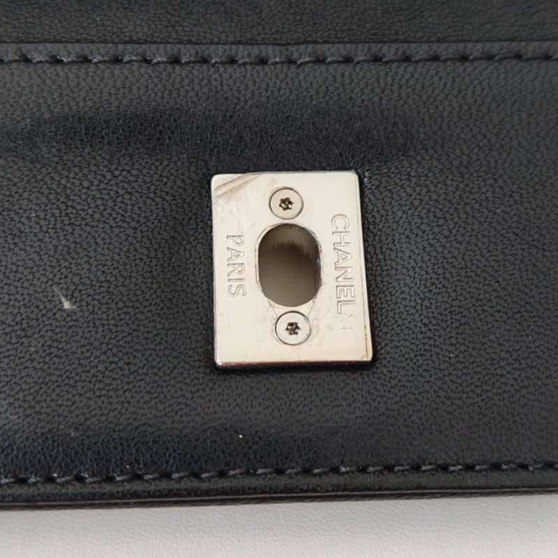 香奈兒 Chanel 腋下包 黑色 銀色金屬 23 開  年份：2017 年 97 新-16