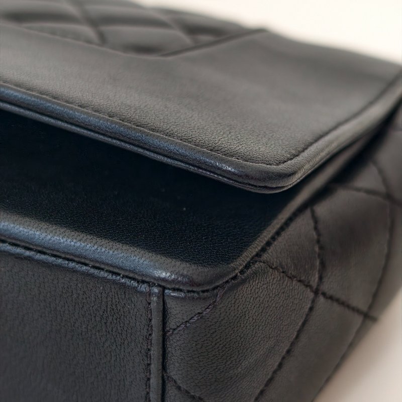 香奈兒 Chanel 腋下包 黑色 銀色金屬 23 開  年份：2017 年 97 新-21