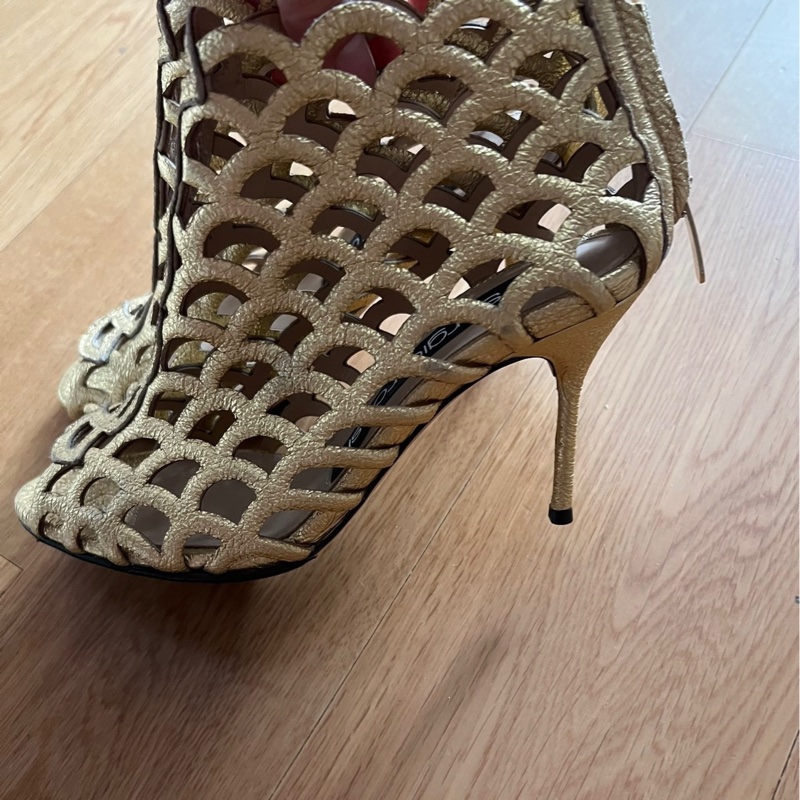 Serglorossi金色高跟鞋35码全新-1