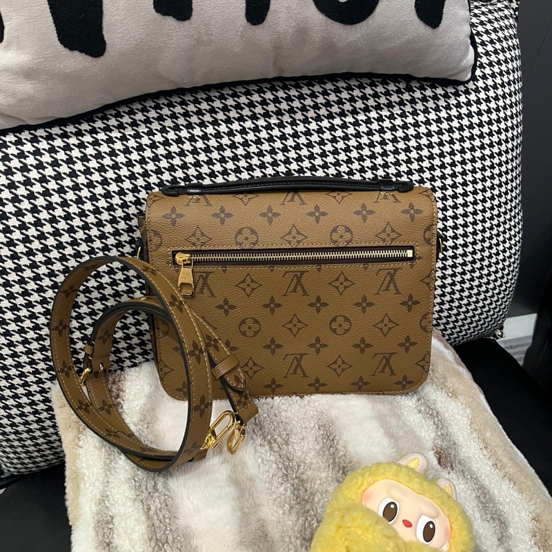 Lv Pochette Metis M44875 crossbody bag-2