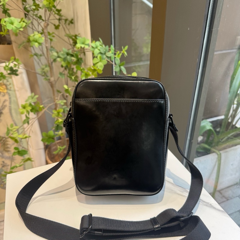 Burberry  相機包 尺寸約22x16x5-1