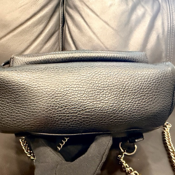 Gucci Soho 黑色荔枝紋牛皮金鏈後背包-7