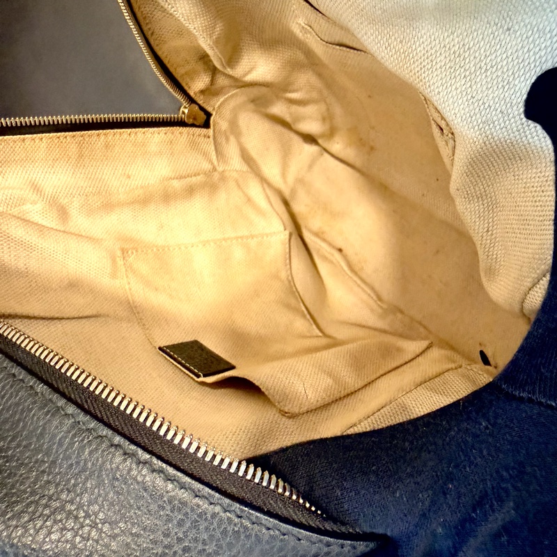 Gucci Soho 黑色荔枝紋牛皮金鏈後背包-19