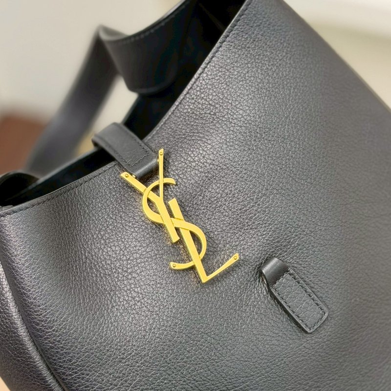 🏷YSL 聖羅蘭．LE 5 À 7 Hobo Small 腋下包-14