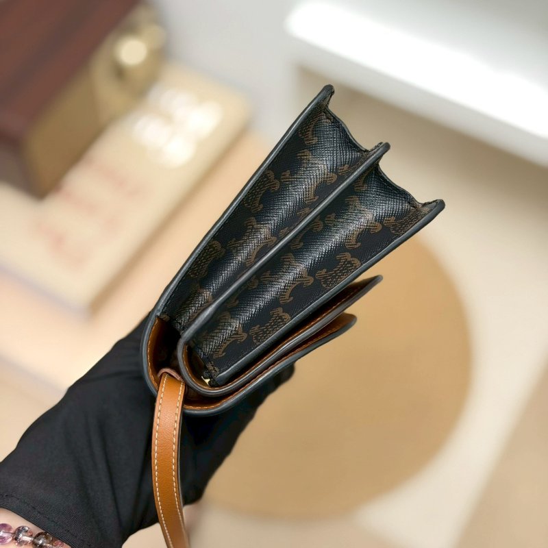 🏷Celine 瑟琳.Triomphe 老花 woc-3