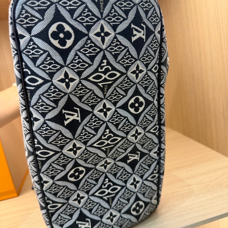 Lv 托特包 附內袋拉鏈小包 非常實用-7