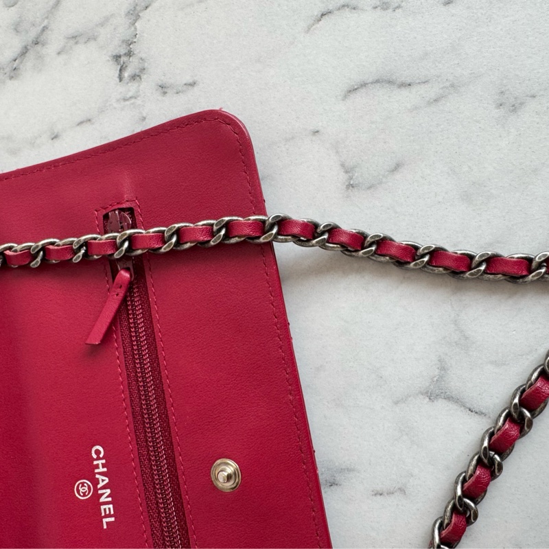 Chanel紅色漆皮復古銀釦2.55 woc-29