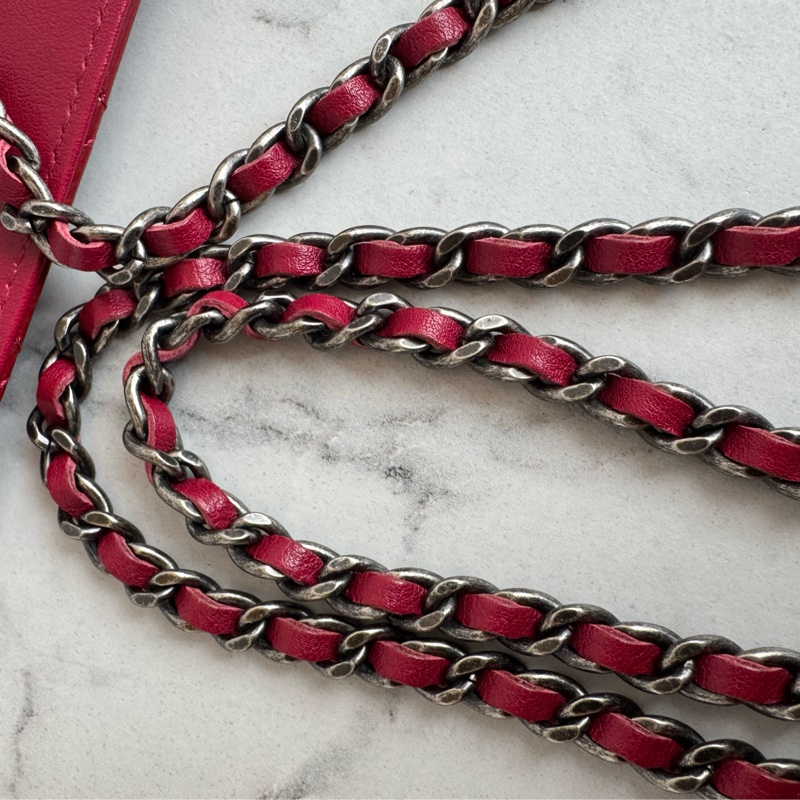 Chanel紅色漆皮復古銀釦2.55 woc-31