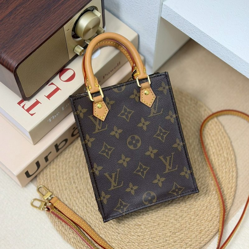 🏷LV 路易威登.Petit Sac Plat 老花琴譜包 M81295-0