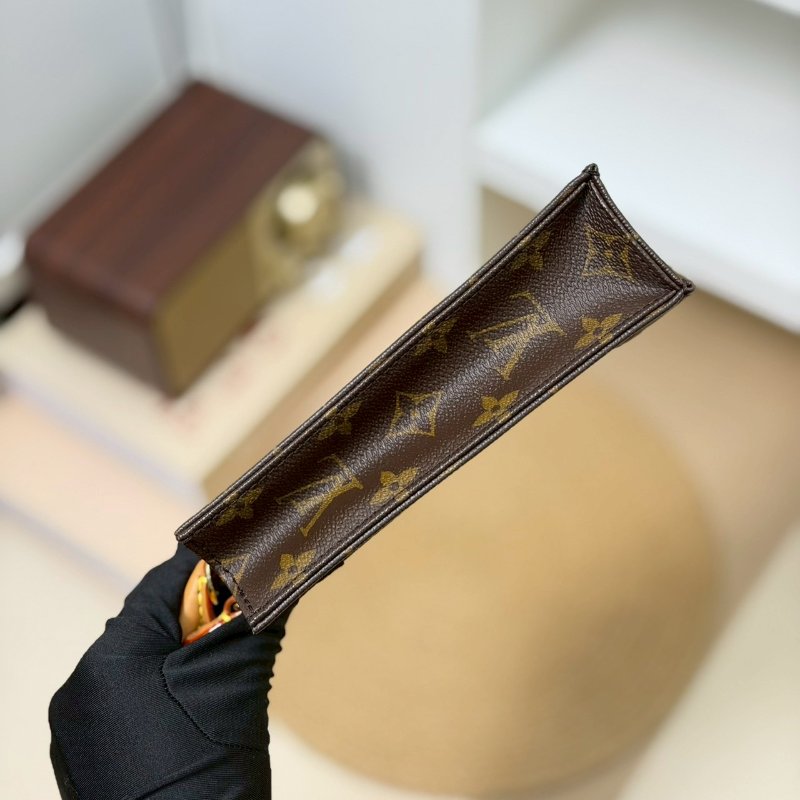 🏷LV 路易威登.Petit Sac Plat 老花琴譜包 M81295-3