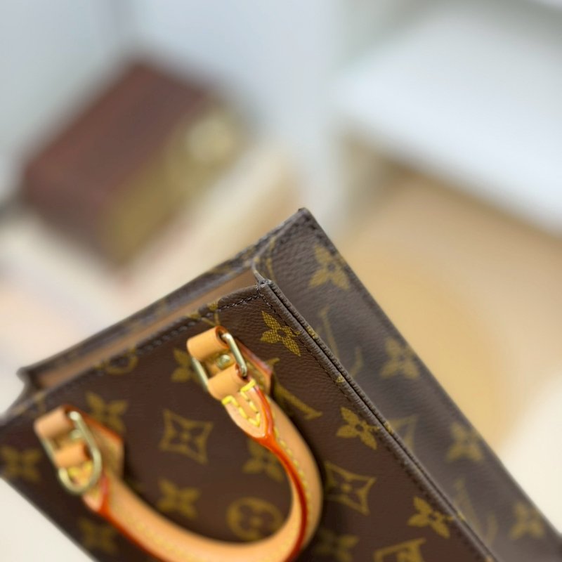 🏷LV 路易威登.Petit Sac Plat 老花琴譜包 M81295-9